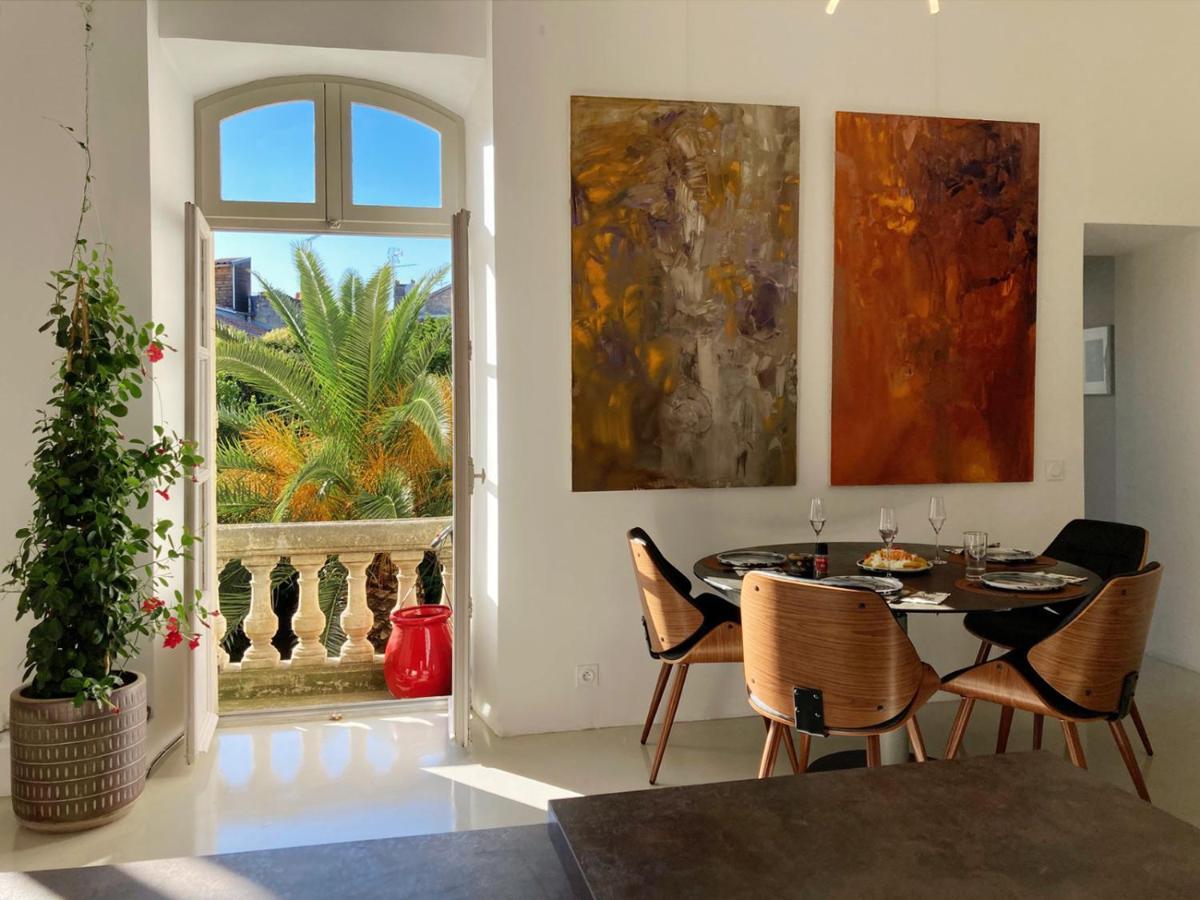 Appartement A La Roquette, Dans L'Hotel De Divonne, Classe. Arles Kültér fotó